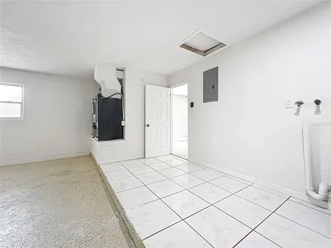 8676 Hillside Drive Orlando FL 32810