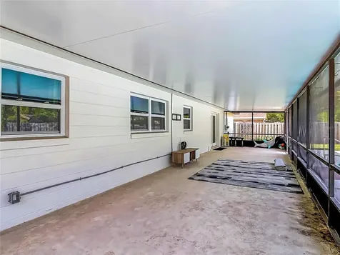 8676 Hillside Drive Orlando FL 32810