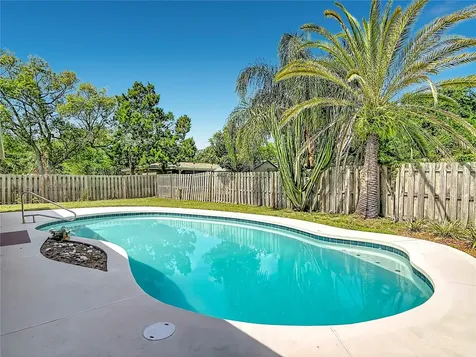 8676 Hillside Drive Orlando FL 32810