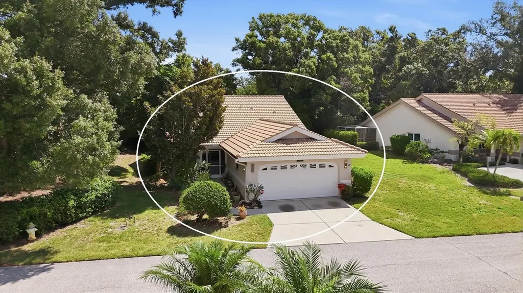 4461 Ascot Circle S Sarasota FL 34235