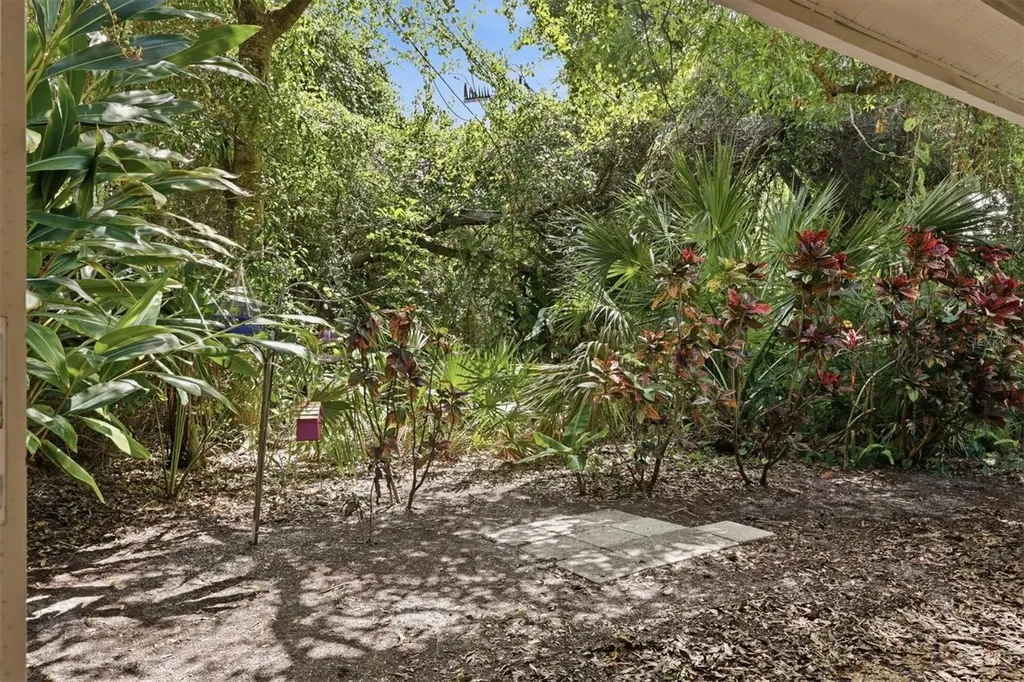 4461 Ascot Circle S Sarasota FL 34235
