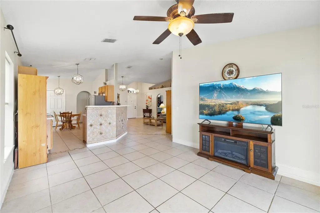 2912 Belle Lane Kissimmee FL 34743