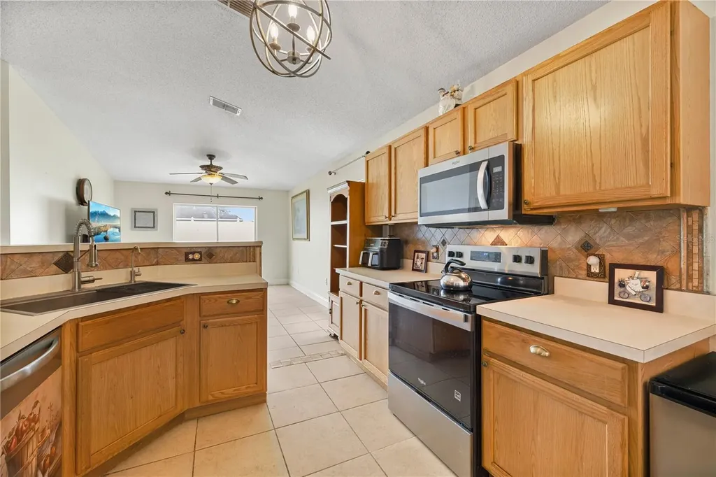 2912 Belle Lane Kissimmee FL 34743