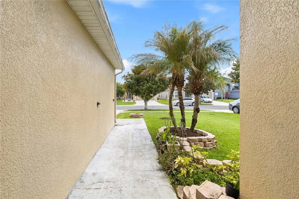 2912 Belle Lane Kissimmee FL 34743