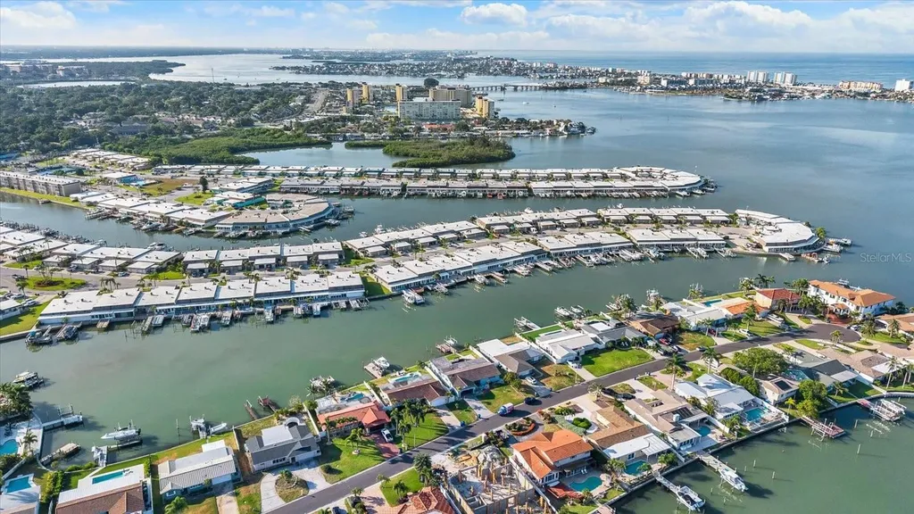 645 Boca Ciega Point Boulevard N St Petersburg FL 33708