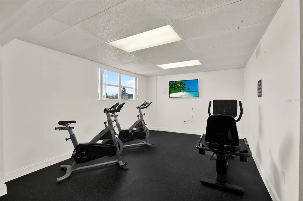 645 Boca Ciega Point Boulevard N St Petersburg FL 33708