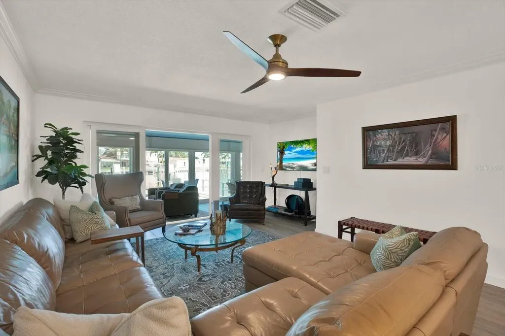645 Boca Ciega Point Boulevard N St Petersburg FL 33708