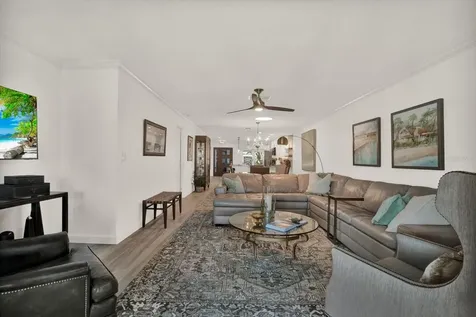 645 Boca Ciega Point Boulevard N St Petersburg FL 33708