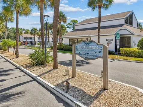 2117 Lakewood Club Drive S St Petersburg FL 33712