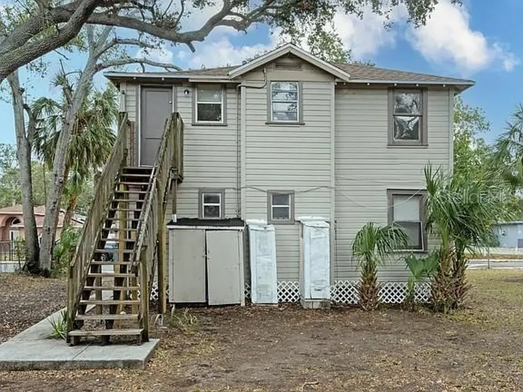 1701 S 14th St Petersburg FL 33705