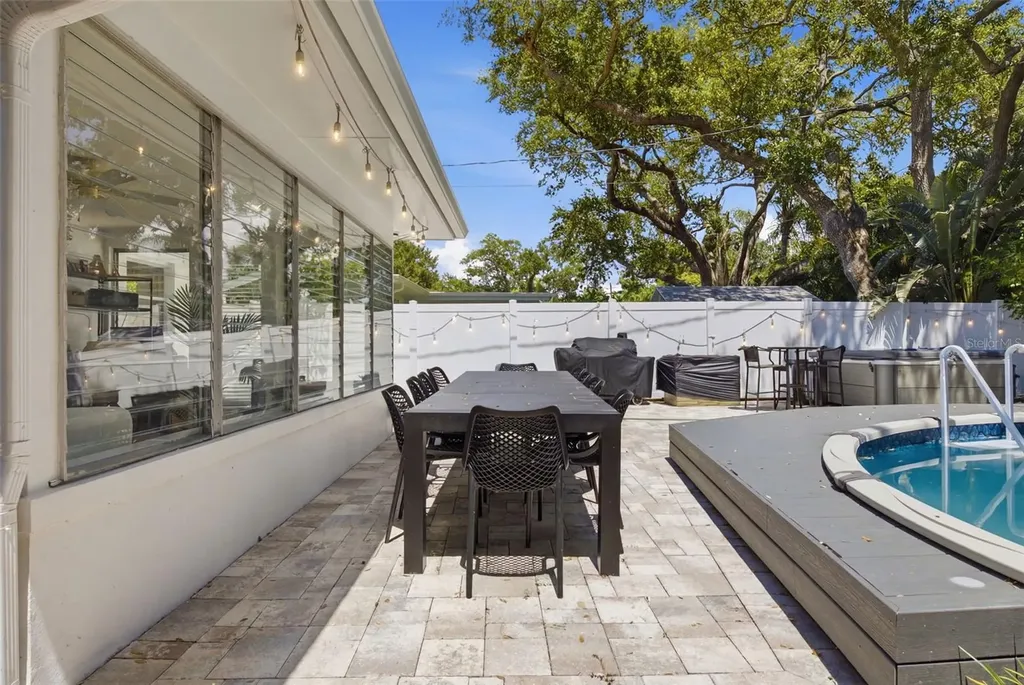 1023 Granada Street Clearwater FL 33755