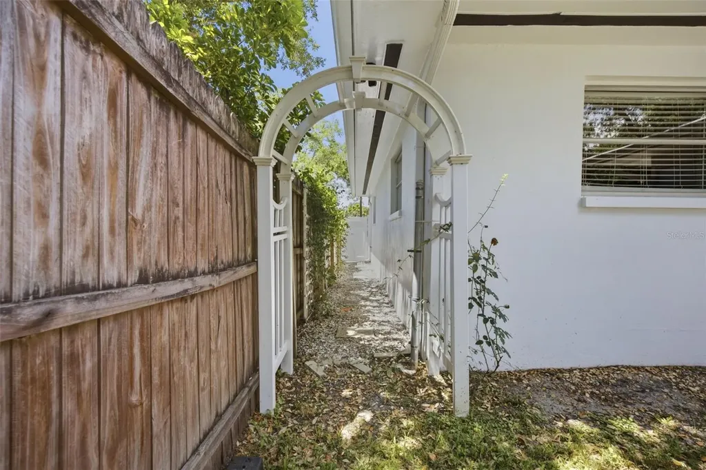 1023 Granada Street Clearwater FL 33755