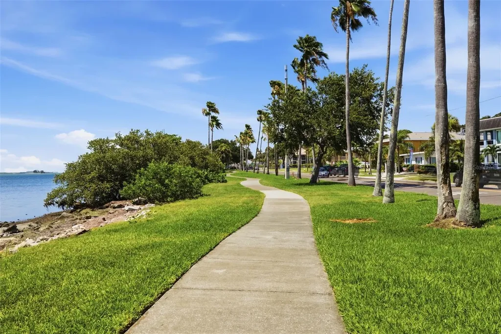 1023 Granada Street Clearwater FL 33755