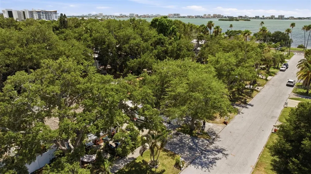 1023 Granada Street Clearwater FL 33755