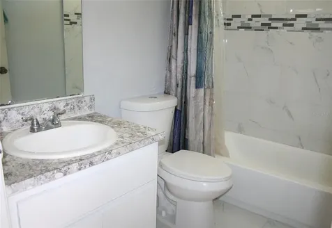 5298 Yaupon Street Orlando FL 32811