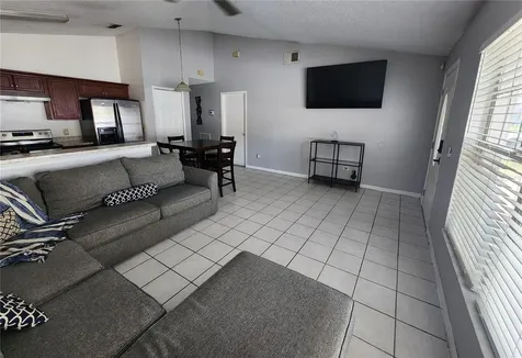 5298 Yaupon Street Orlando FL 32811