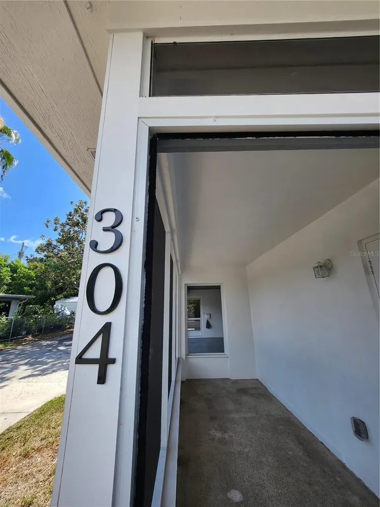 304 S Mercury Avenue Clearwater FL 33765