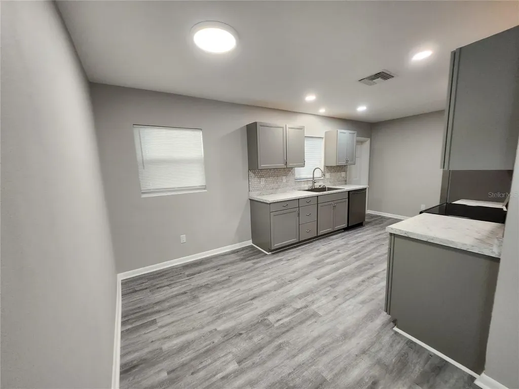 304 S Mercury Avenue Clearwater FL 33765
