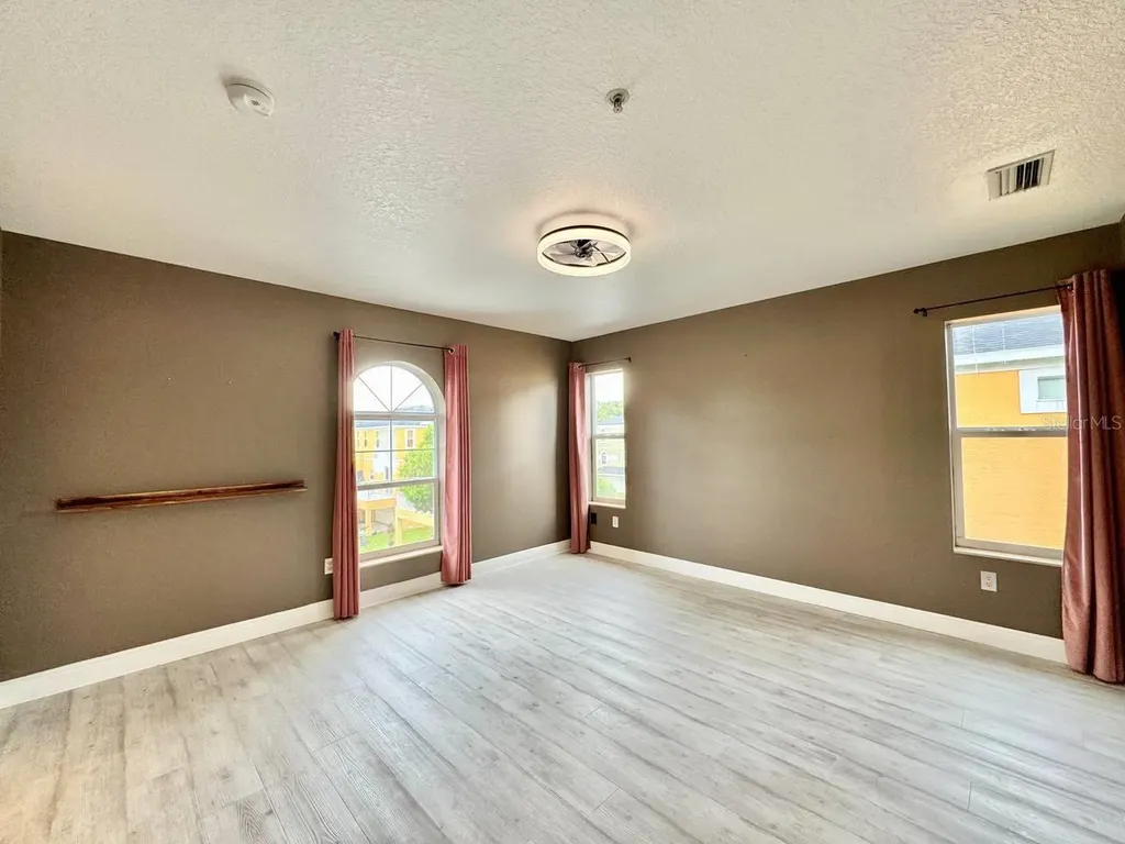 487 Bayou Village Drive Tarpon Springs FL 34689