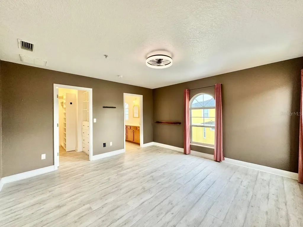 487 Bayou Village Drive Tarpon Springs FL 34689