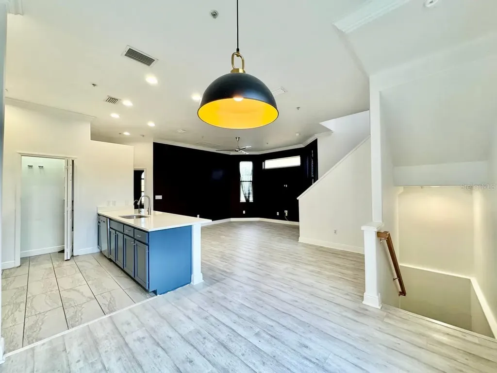 487 Bayou Village Drive Tarpon Springs FL 34689