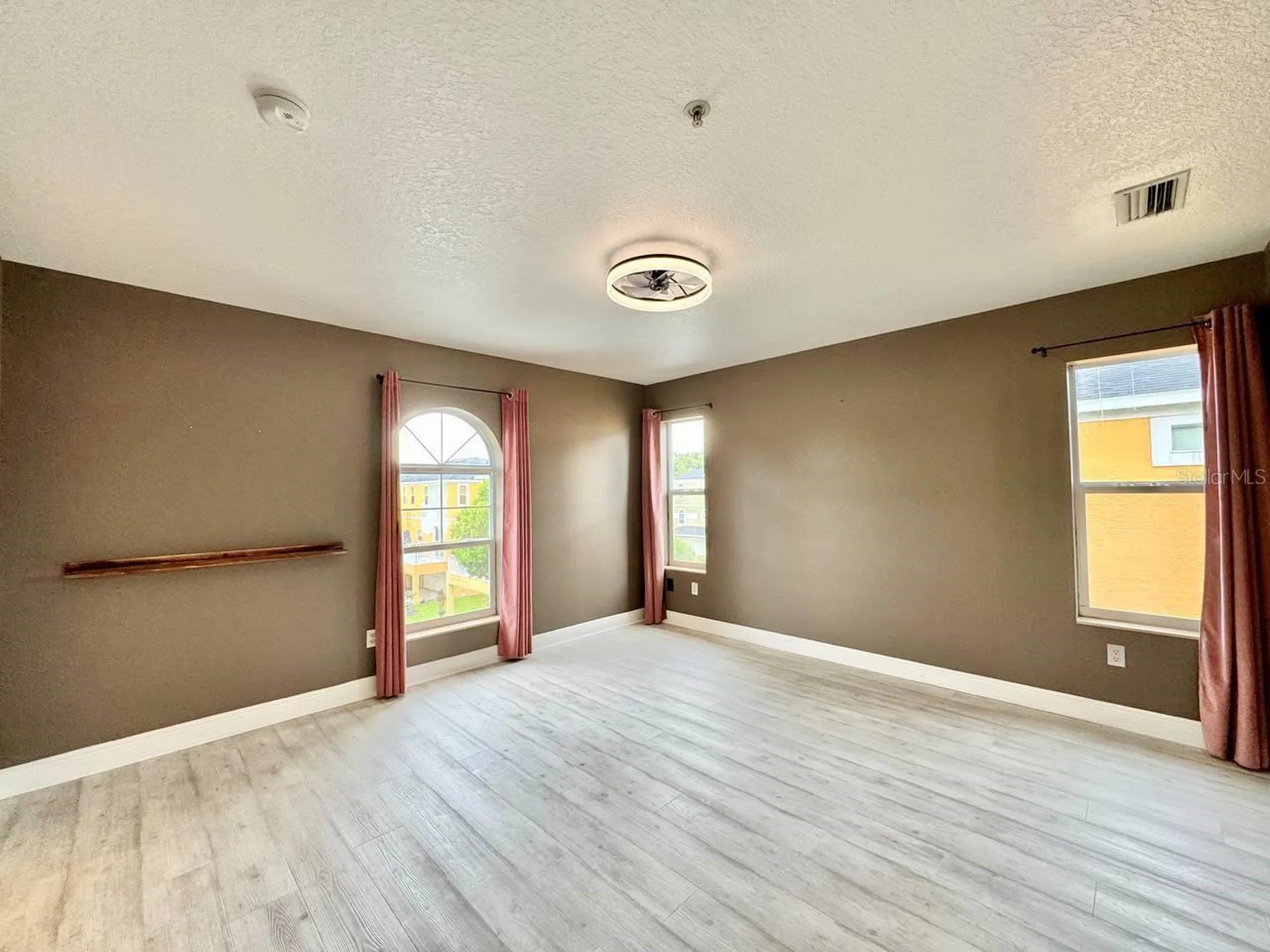 487 Bayou Village Drive Tarpon Springs FL 34689
