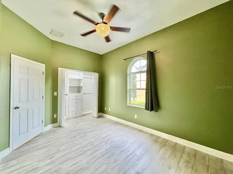 487 Bayou Village Drive Tarpon Springs FL 34689