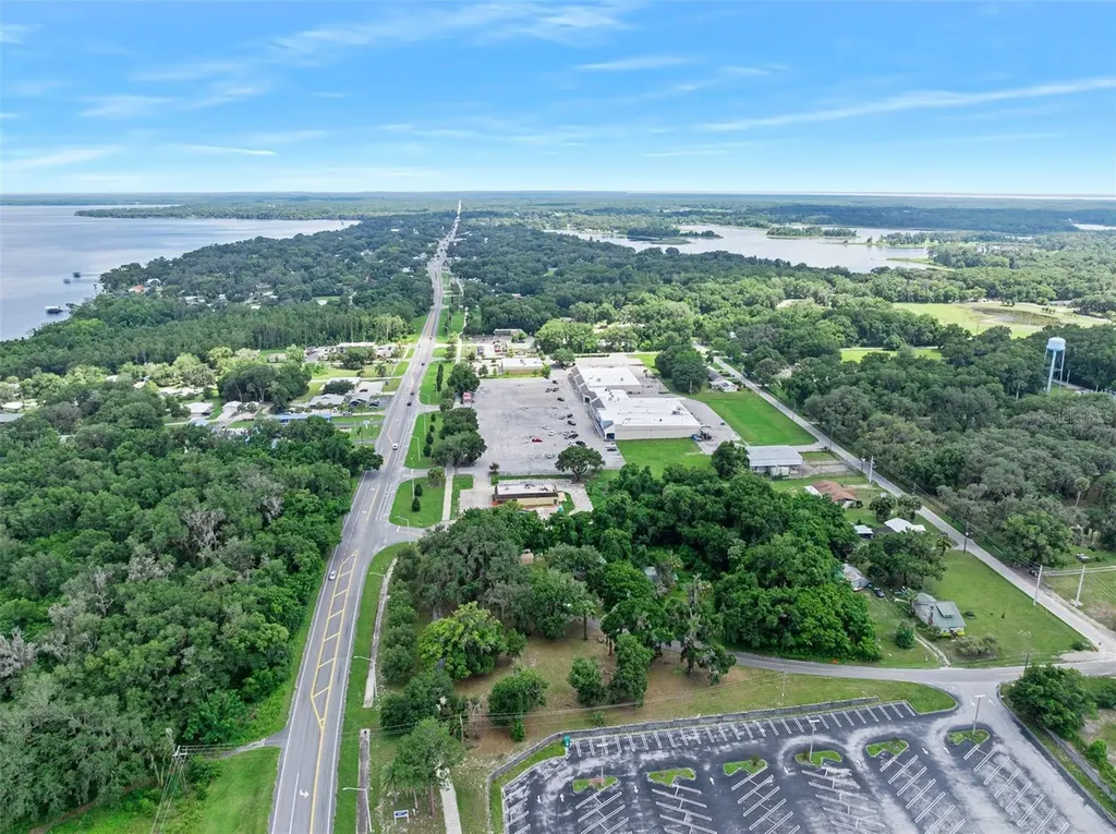 1101 N Summit Street Crescent City FL 32112
