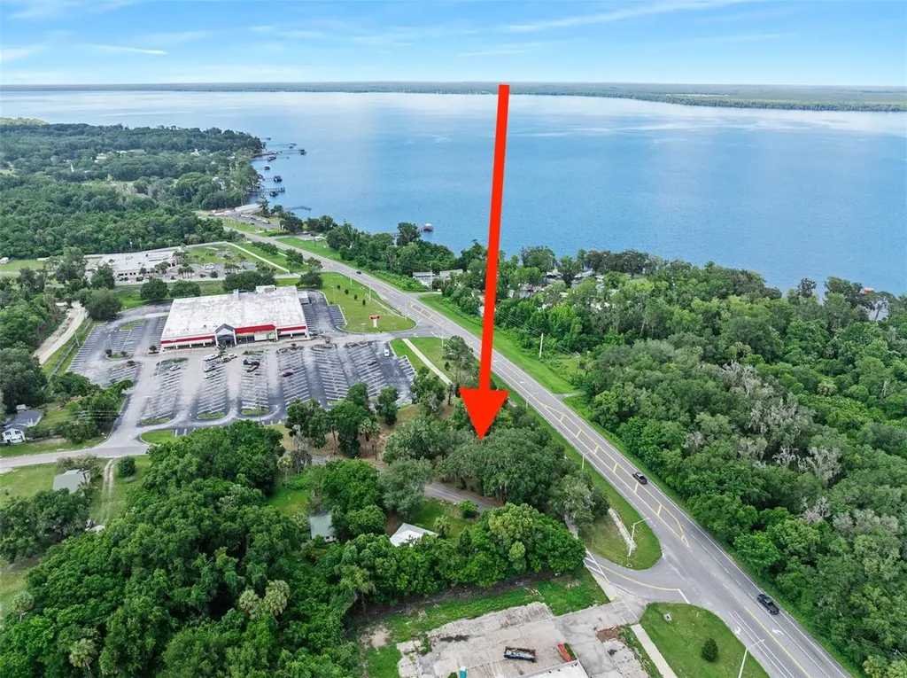 1101 N Summit Street Crescent City FL 32112