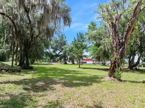 1101 N Summit Street Crescent City FL 32112