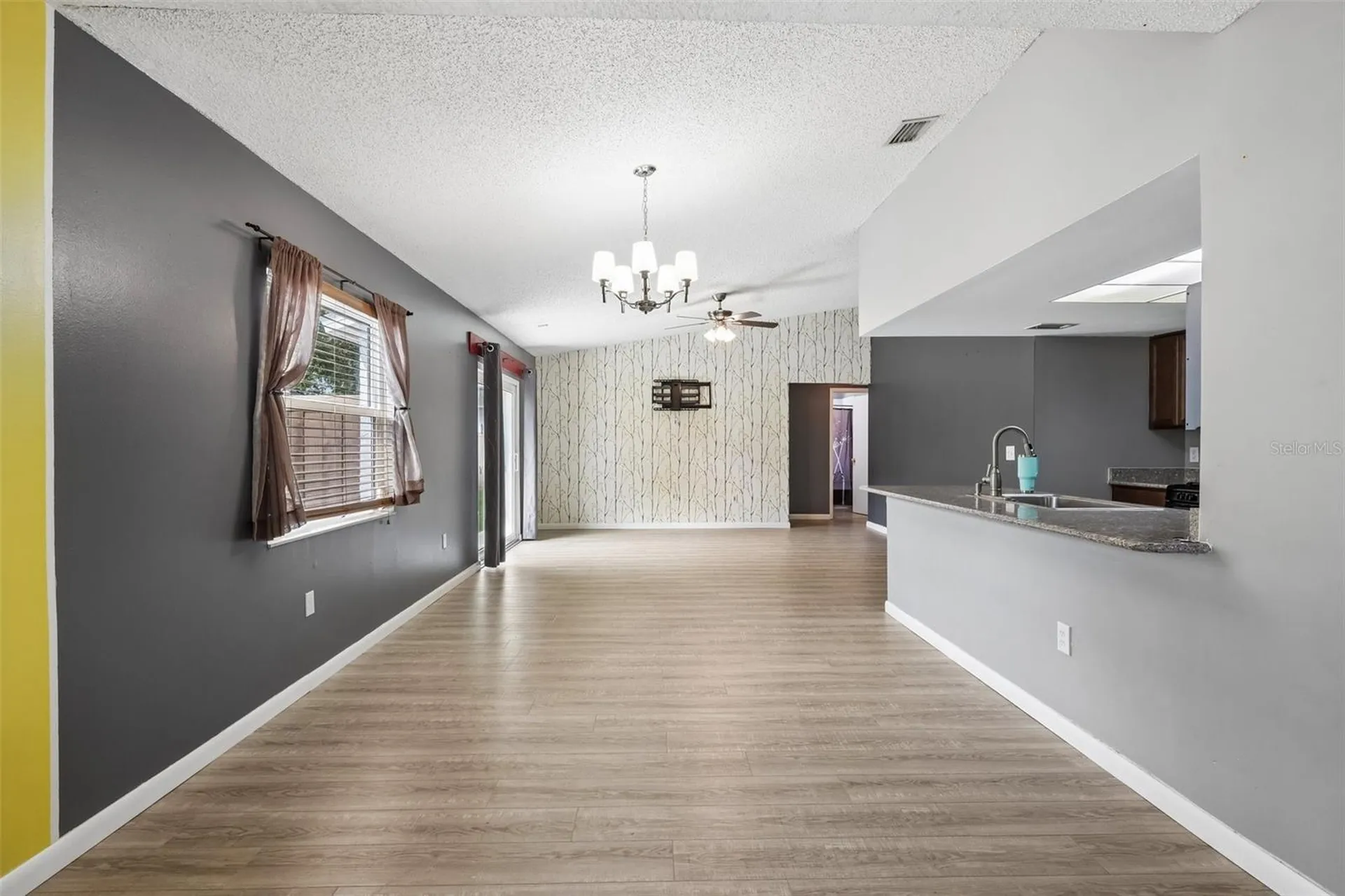 8420 N River Dune Street Tampa FL 33617