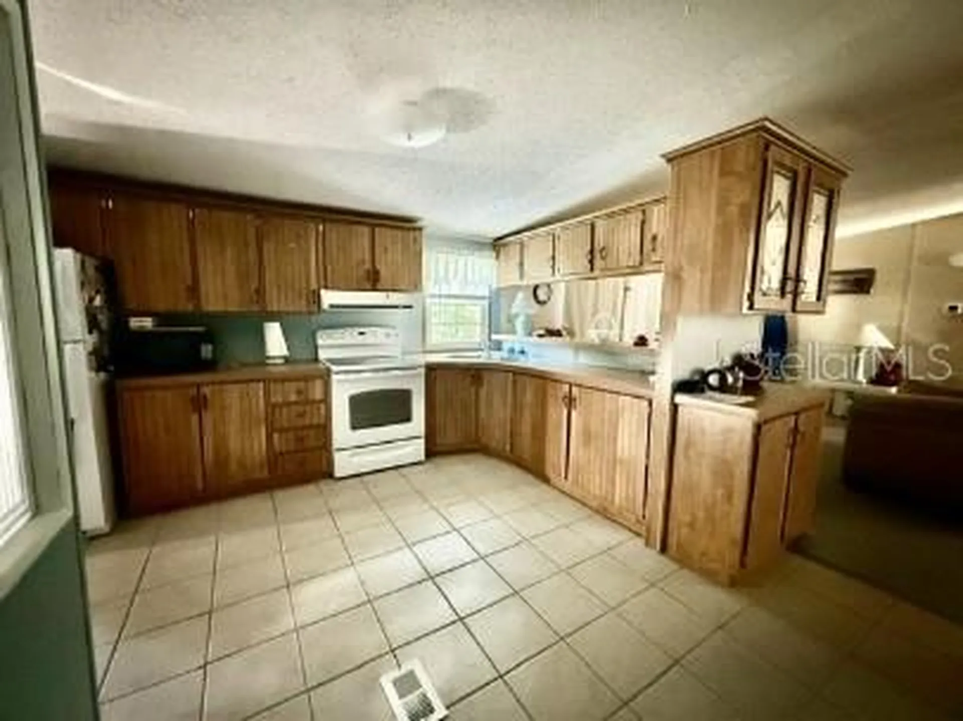 470 Hilltop Court Deland FL 32724