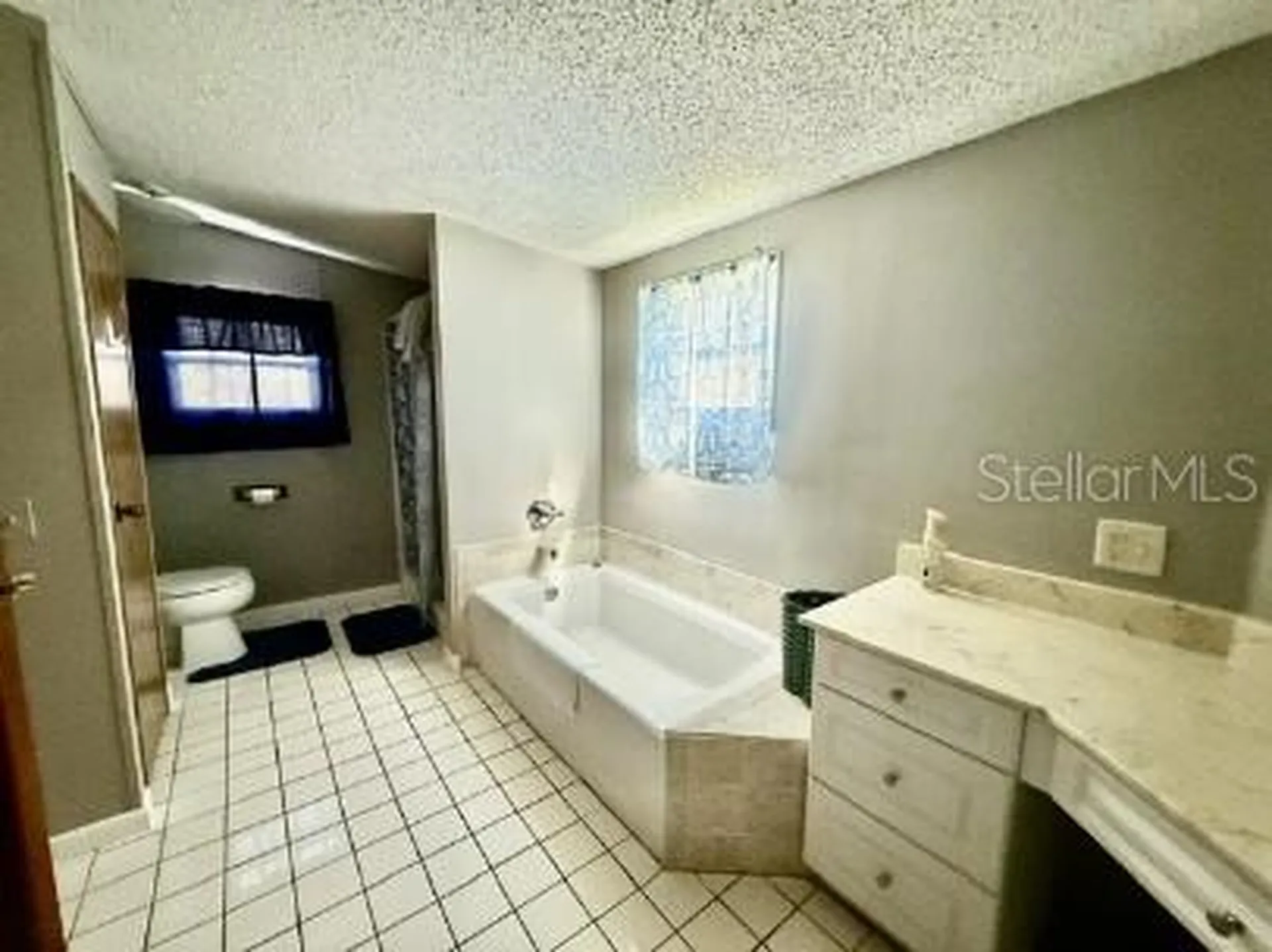 470 Hilltop Court Deland FL 32724