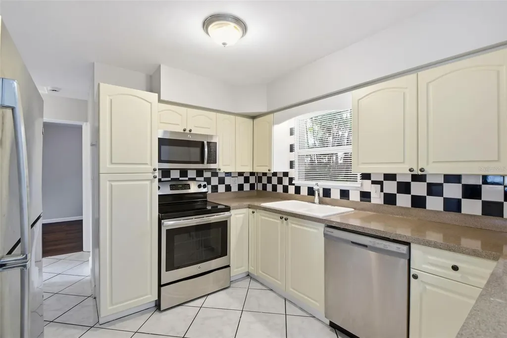 8331 55th Street N Pinellas Park FL 33781