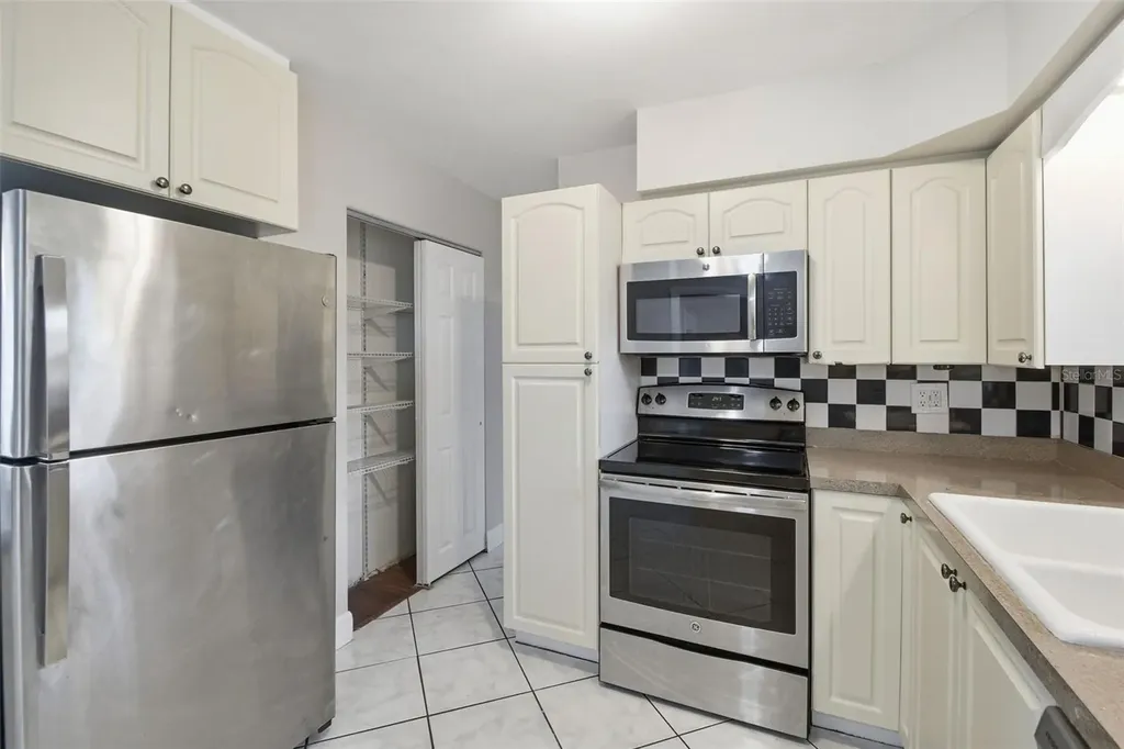 8331 55th Street N Pinellas Park FL 33781