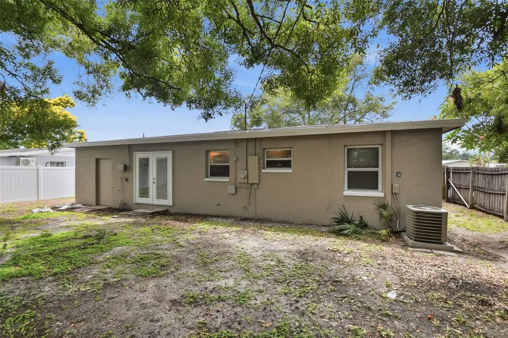 8331 55th Street N Pinellas Park FL 33781