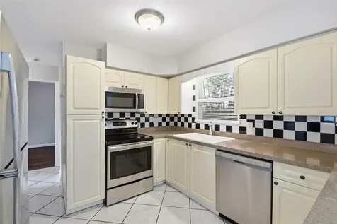 8331 55th Street N Pinellas Park FL 33781