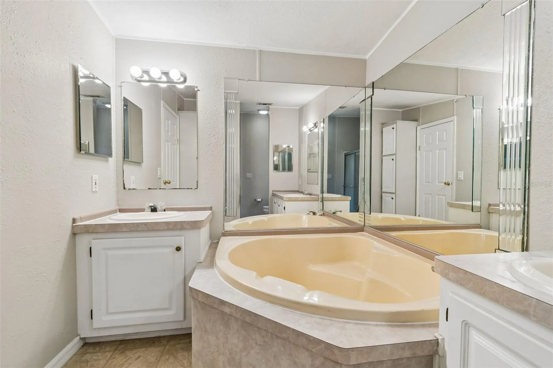 8812 E Millpoint Road Riverview FL 33578