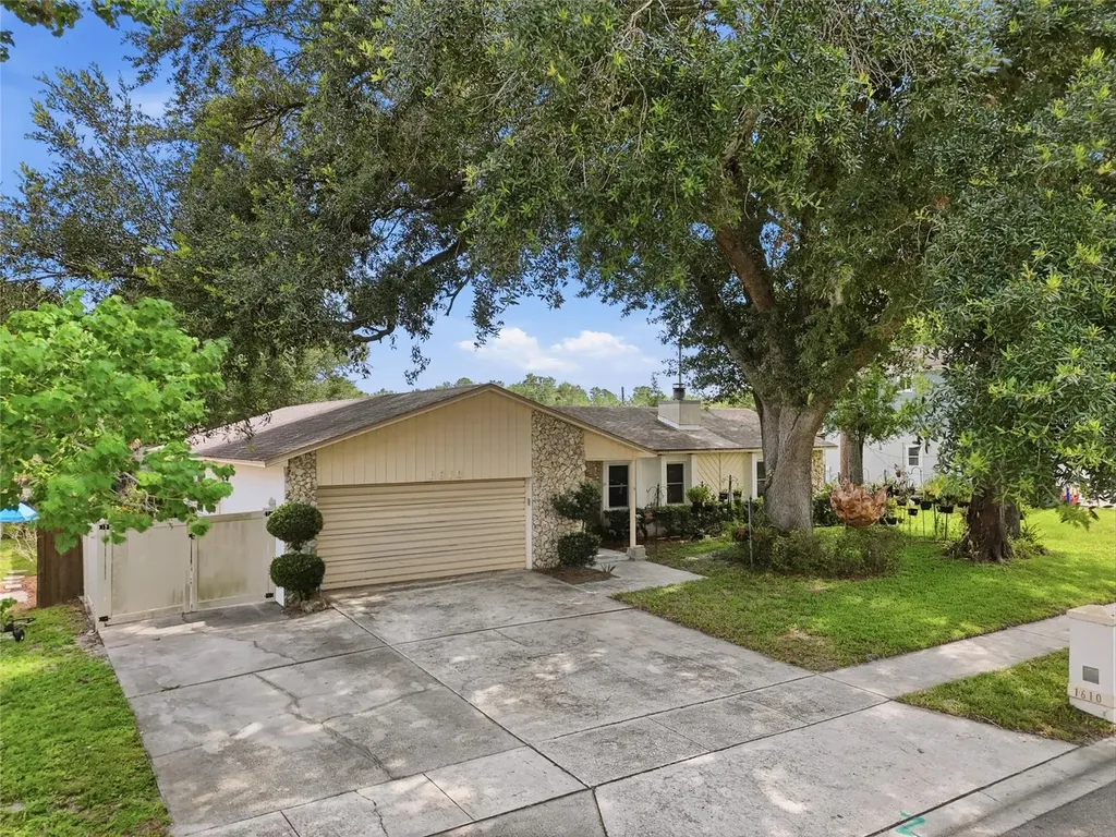 1610 Gladiolas Drive Winter Park FL 32792