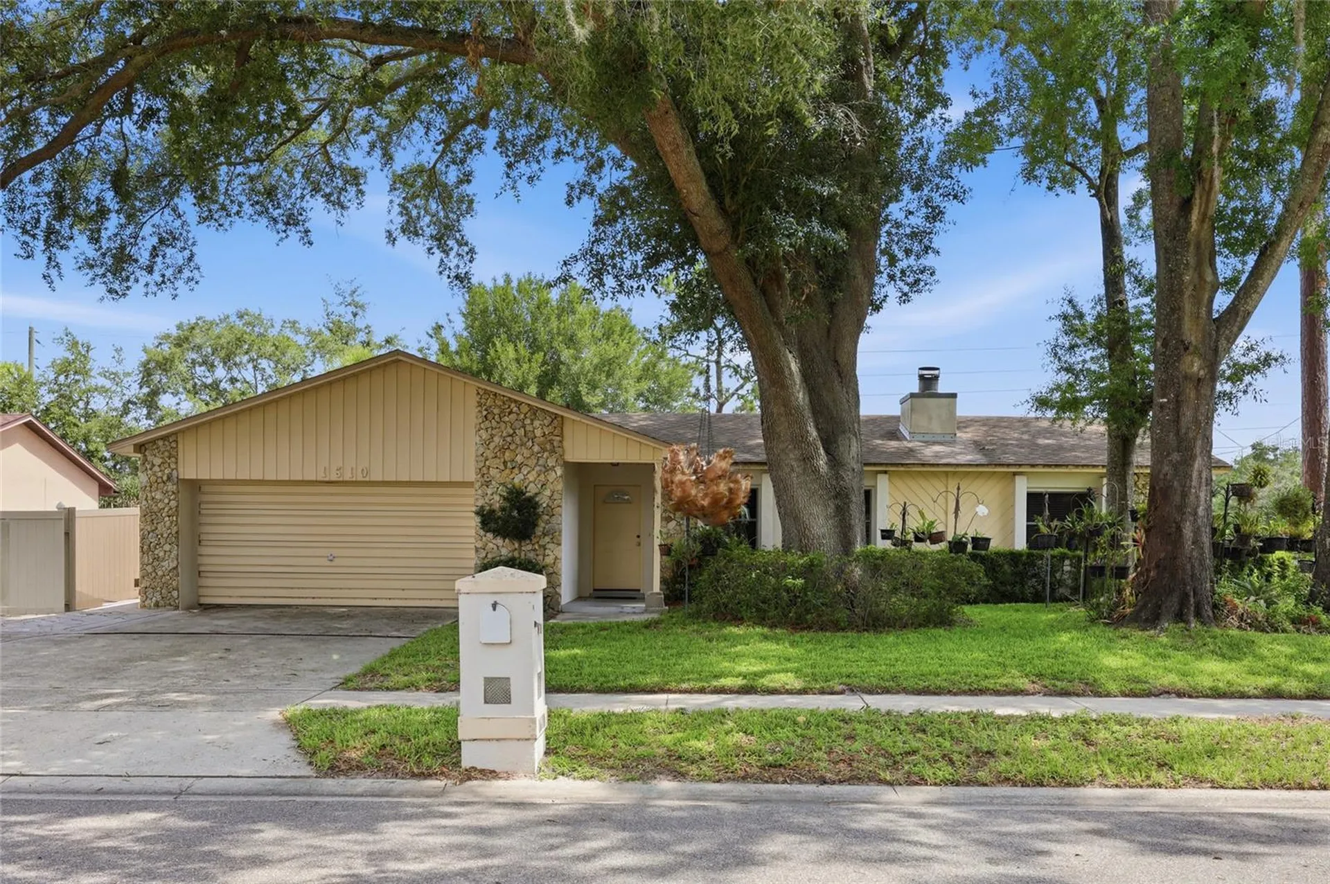 1610 Gladiolas Drive Winter Park FL 32792