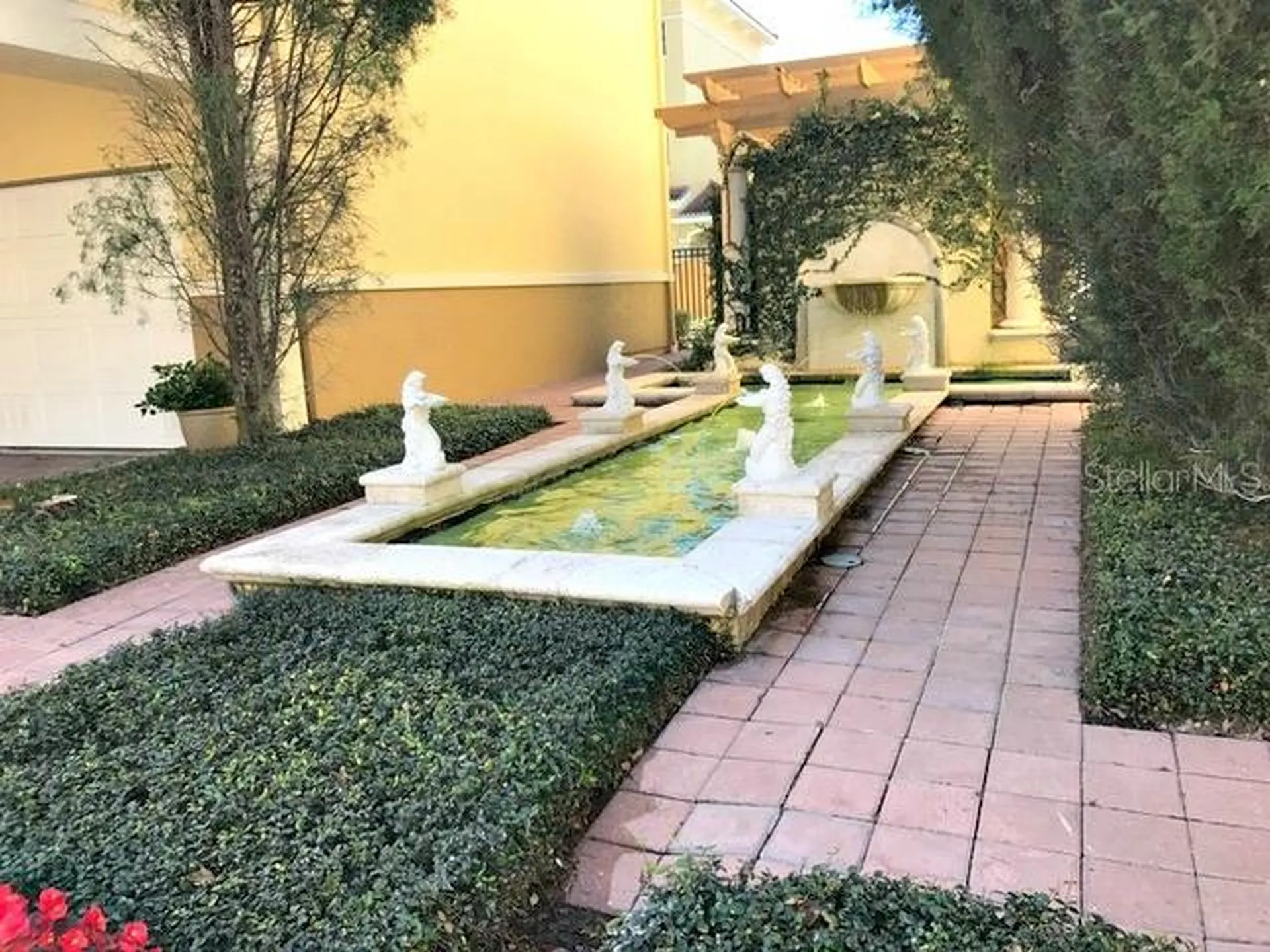 105 S Sherrill Street Tampa FL 33609