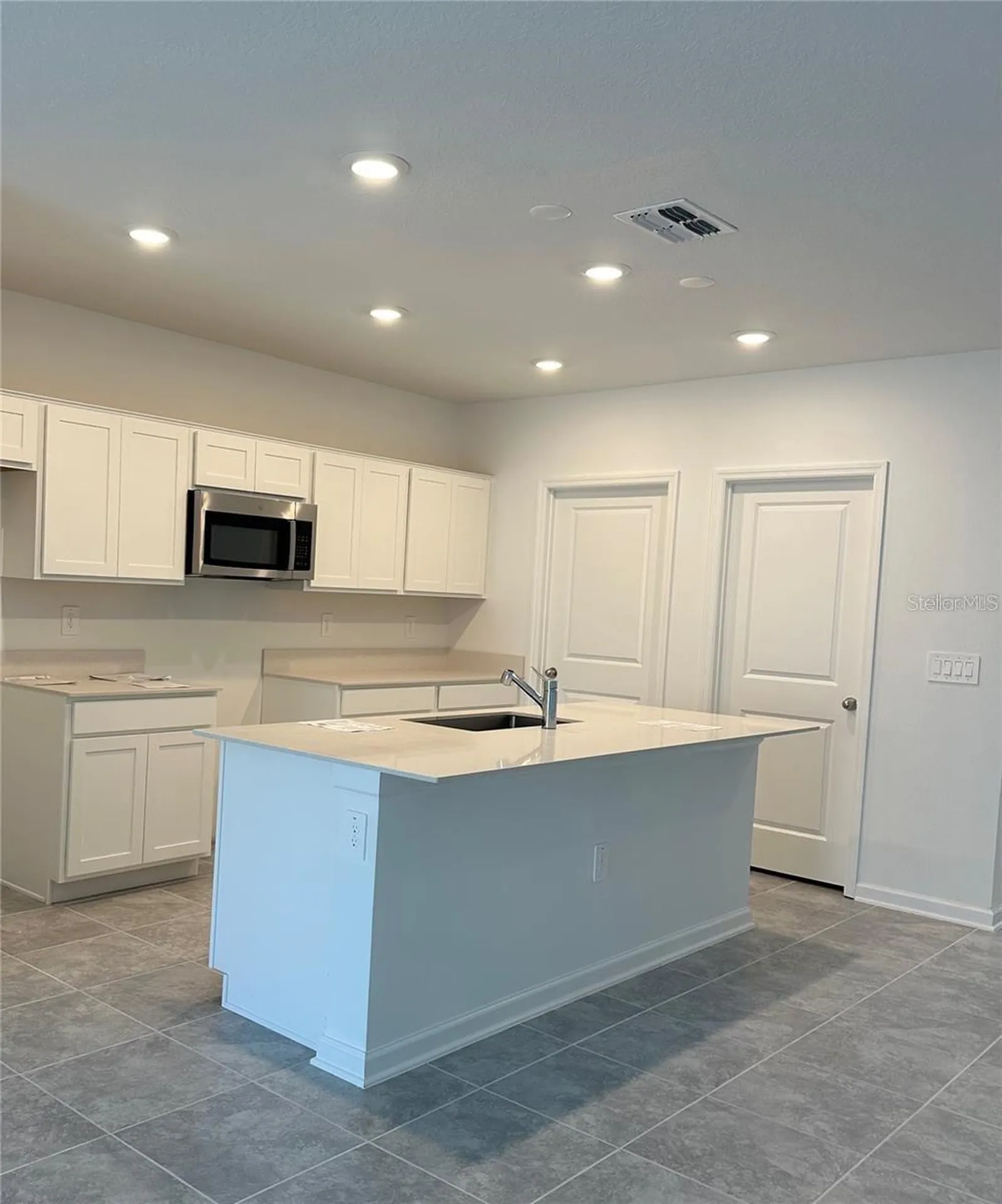 2863 Big Sur Road Davenport FL 33837