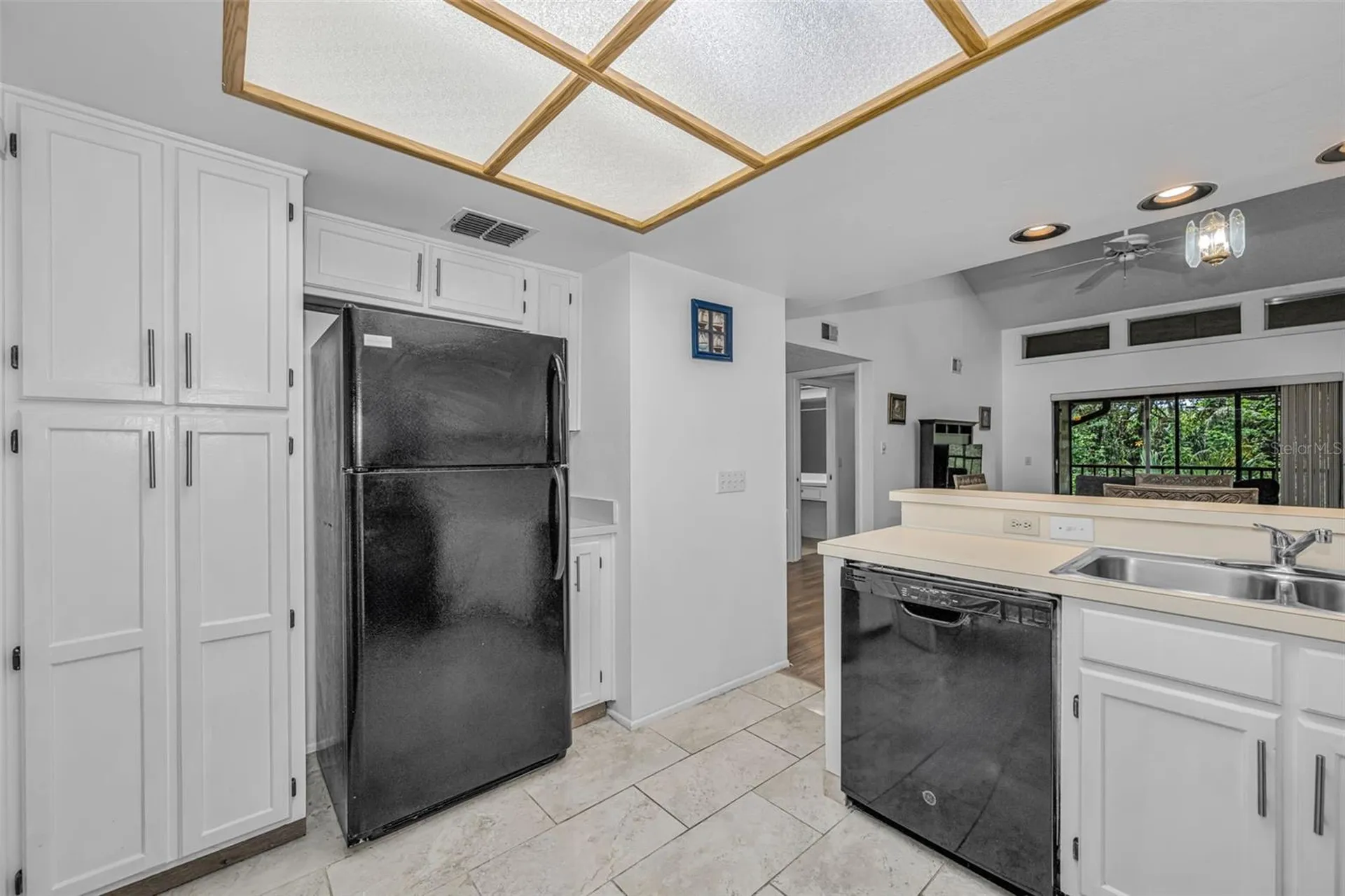 124 Woodlake Wynde Oldsmar FL 34677