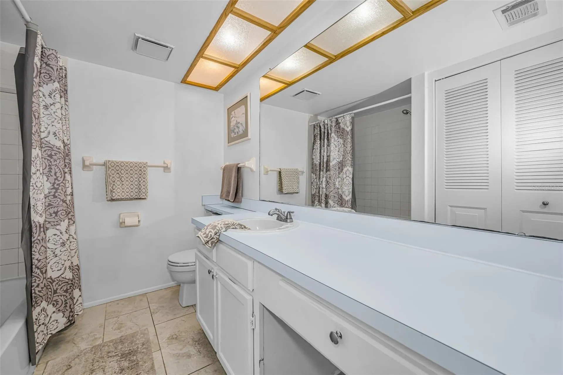 124 Woodlake Wynde Oldsmar FL 34677