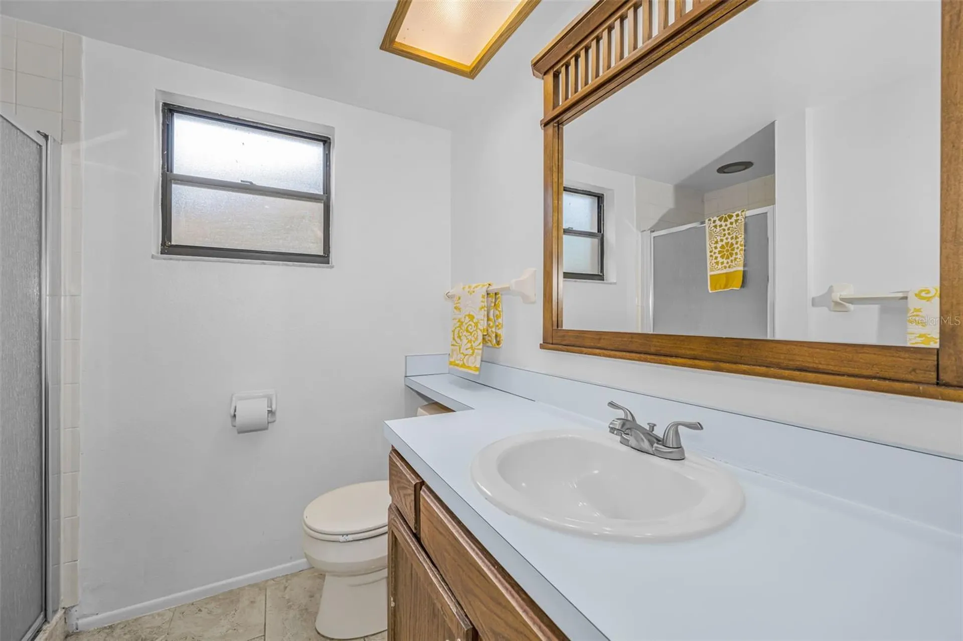 124 Woodlake Wynde Oldsmar FL 34677
