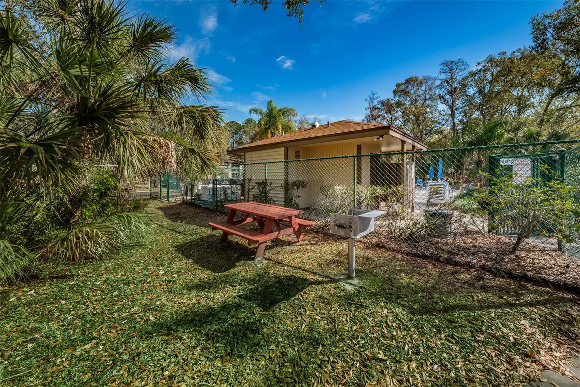 124 Woodlake Wynde Oldsmar FL 34677