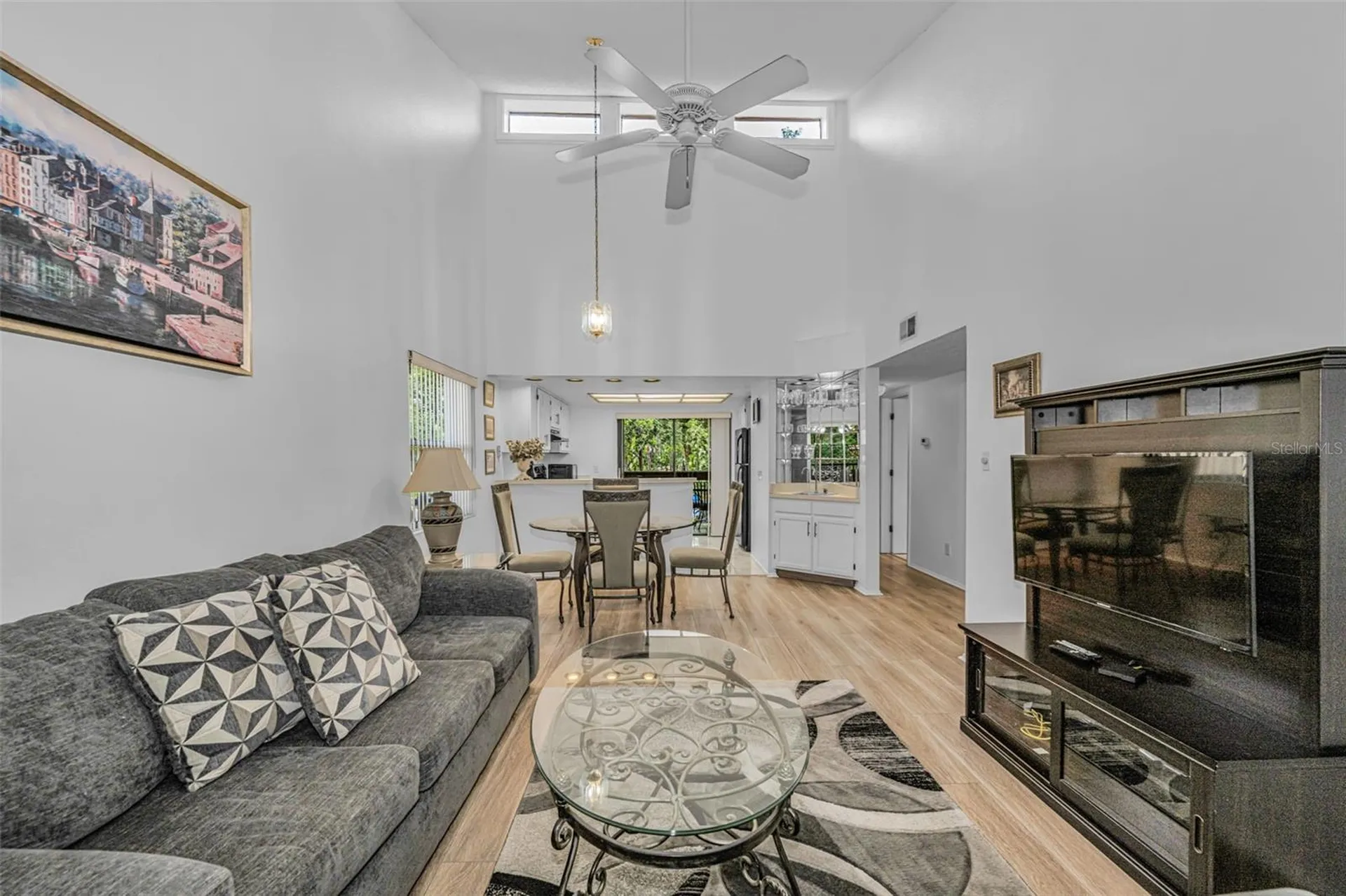 124 Woodlake Wynde Oldsmar FL 34677