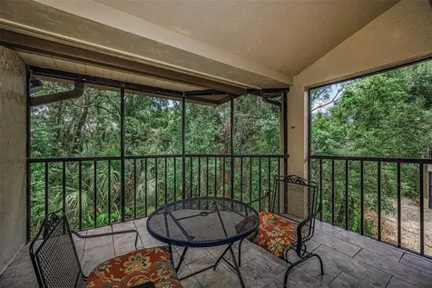 124 Woodlake Wynde Oldsmar FL 34677