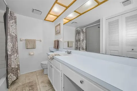 124 Woodlake Wynde Oldsmar FL 34677