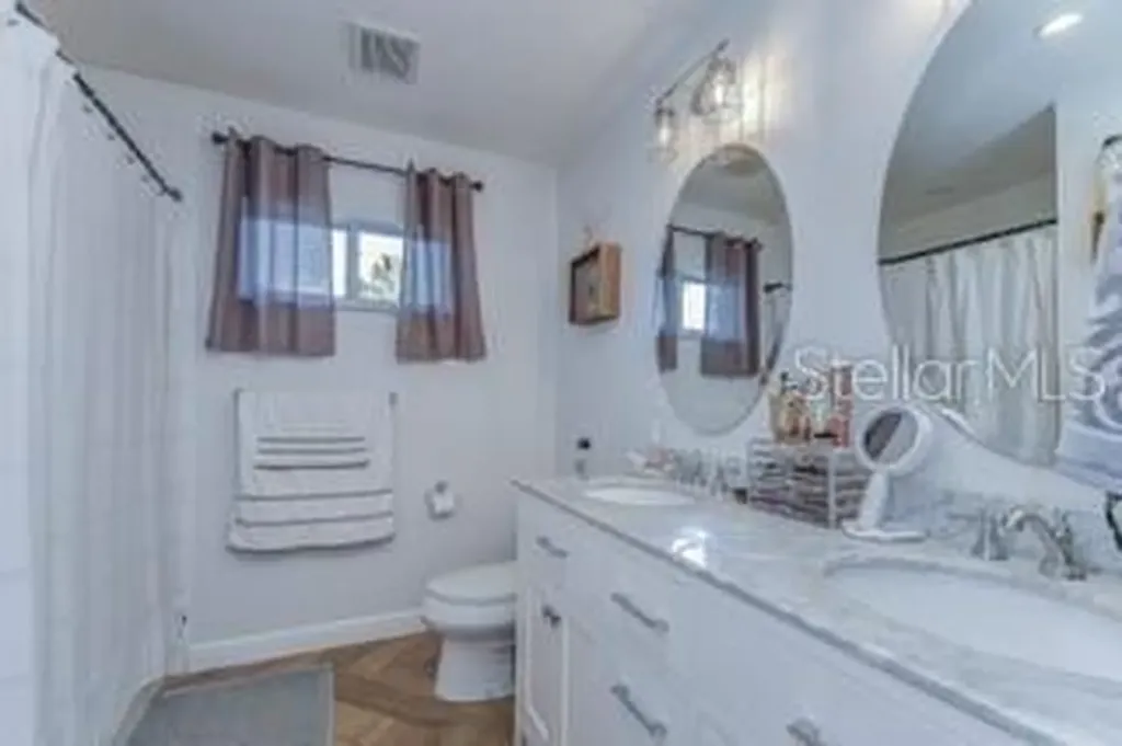 113 W Davis Boulevard Tampa FL 33606